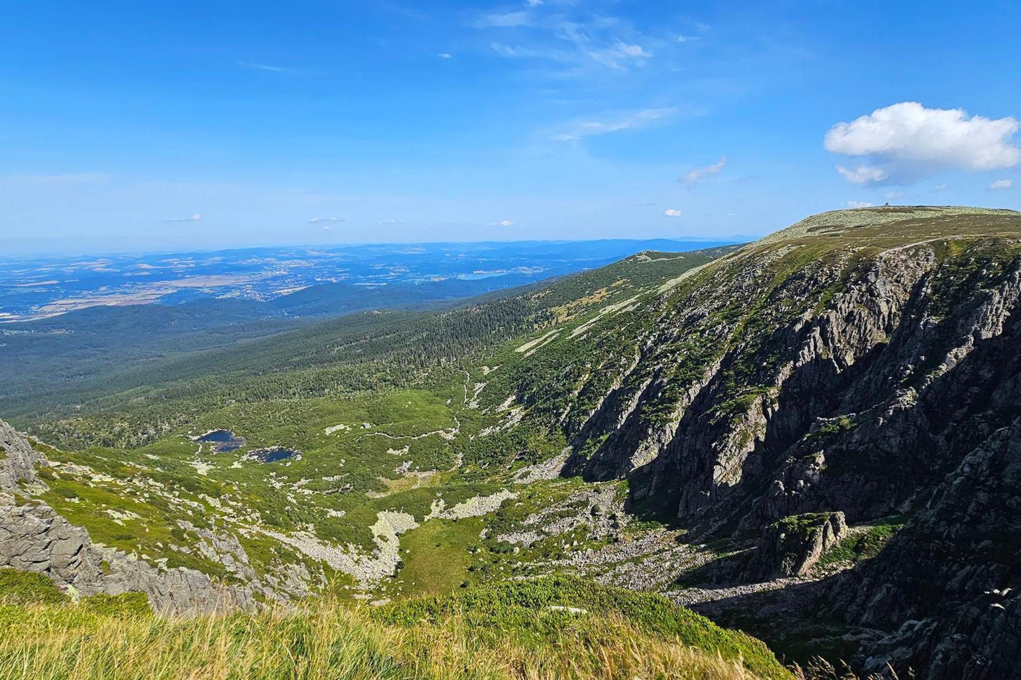 Enjoy Harrachov - Atraktivní slunné studio Čertovka v centru Harrachova s herní konzolí, Netflix, jedinečným výhledem na Čertovu horu a areál skokanských můstků se sjezdovkou Esterno foto