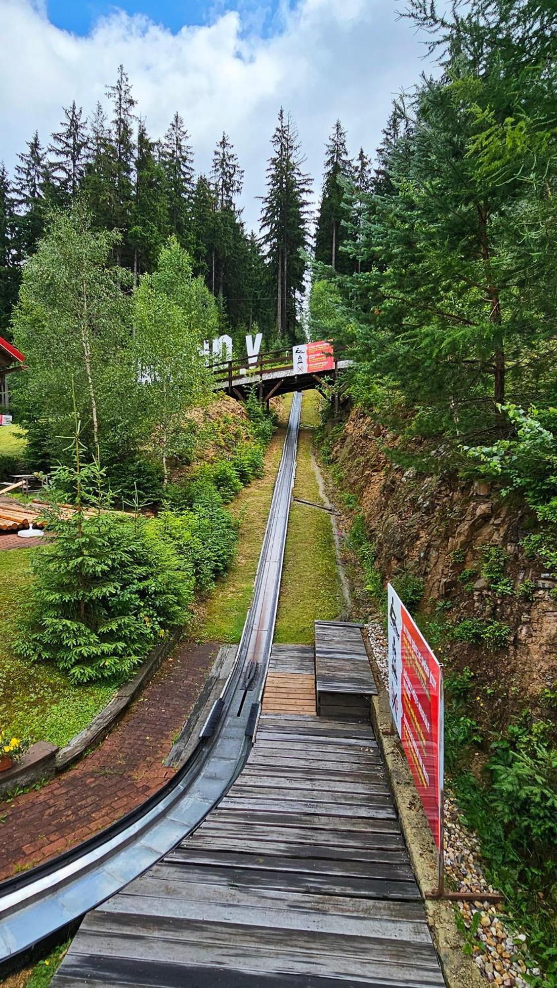 Enjoy Harrachov - Atraktivní slunné studio Čertovka v centru Harrachova s herní konzolí, Netflix, jedinečným výhledem na Čertovu horu a areál skokanských můstků se sjezdovkou Esterno foto